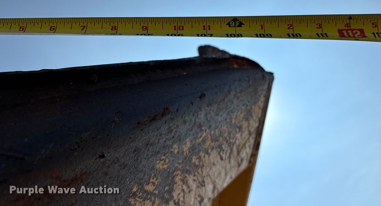 image for item EJ8889 2012 John Deere 300D Series II haul truck