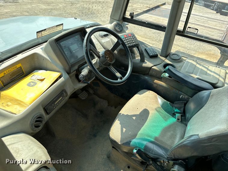 image for item EJ8889 2012 John Deere 300D Series II haul truck