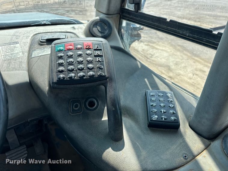 image for item EJ8889 2012 John Deere 300D Series II haul truck