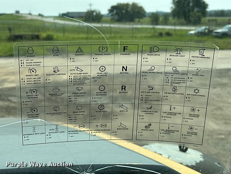 image for item EJ8889 2012 John Deere 300D Series II haul truck