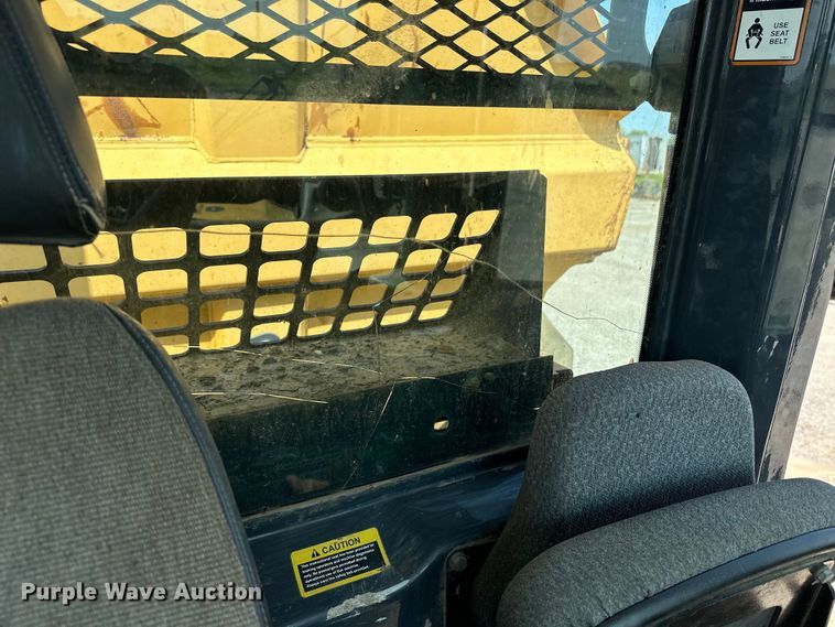 image for item EJ8889 2012 John Deere 300D Series II haul truck