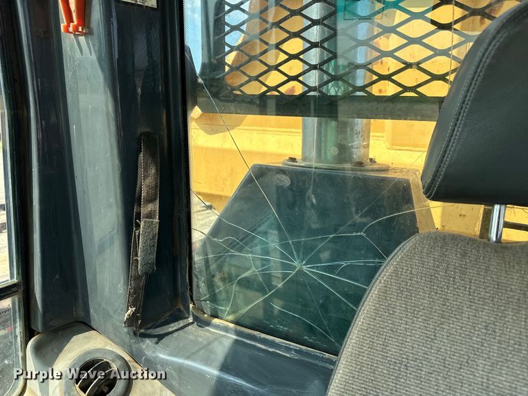 image for item EJ8889 2012 John Deere 300D Series II haul truck