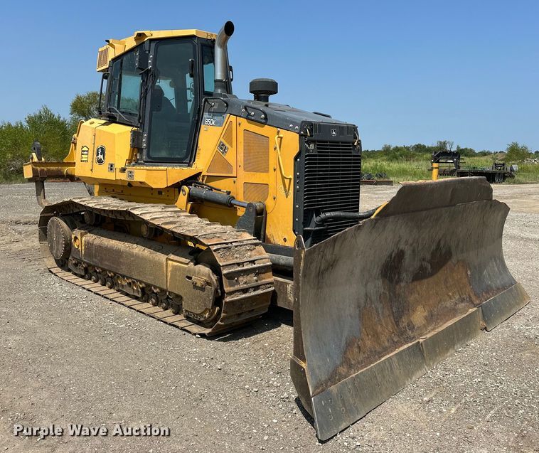 image for item EJ8890 2018 John Deere 850K WLT dozer