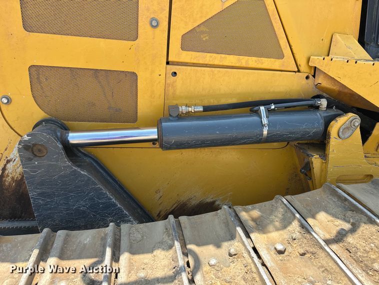 image for item EJ8890 2018 John Deere 850K WLT dozer