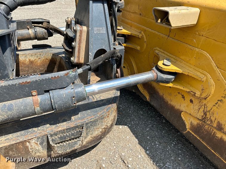 image for item EJ8890 2018 John Deere 850K WLT dozer