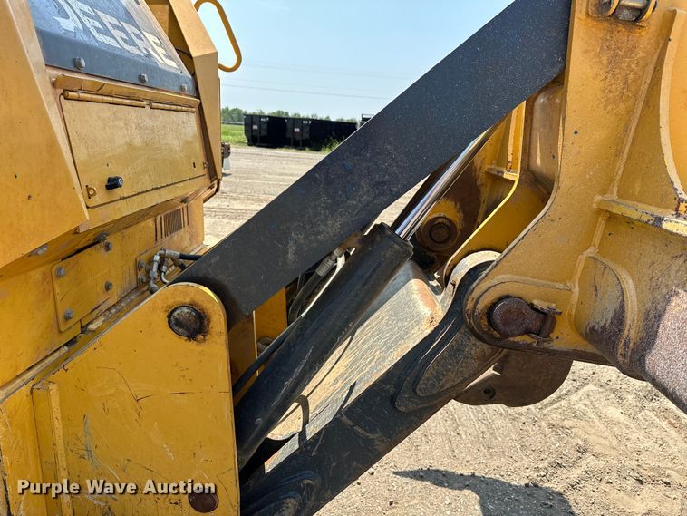 image for item EJ8890 2018 John Deere 850K WLT dozer