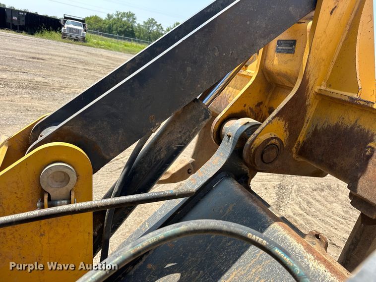 image for item EJ8890 2018 John Deere 850K WLT dozer