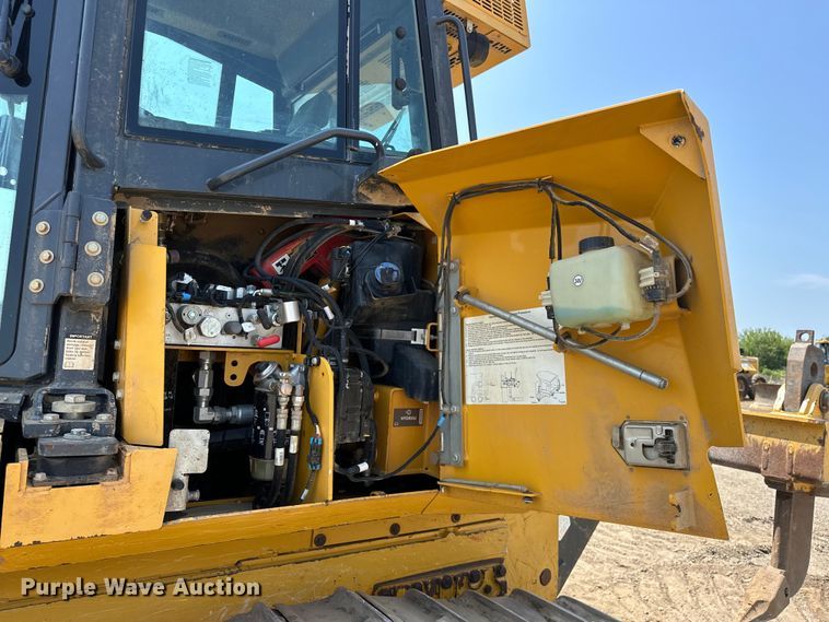 image for item EJ8890 2018 John Deere 850K WLT dozer