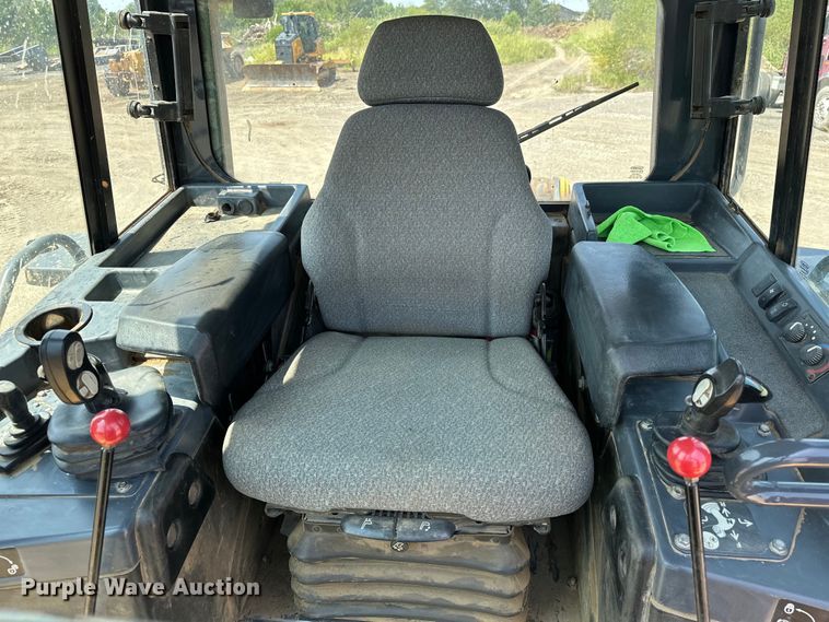 image for item EJ8890 2018 John Deere 850K WLT dozer