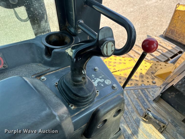 image for item EJ8890 2018 John Deere 850K WLT dozer