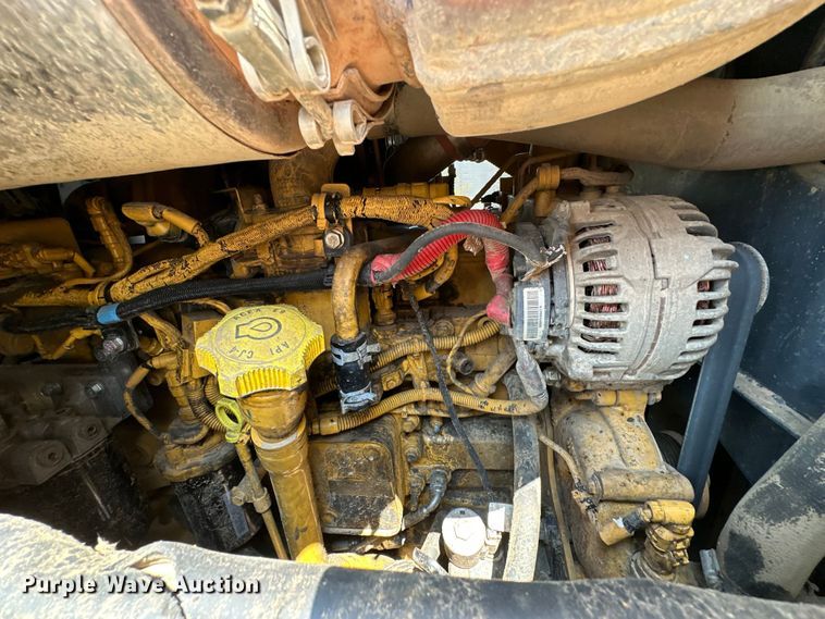 image for item EJ8890 2018 John Deere 850K WLT dozer