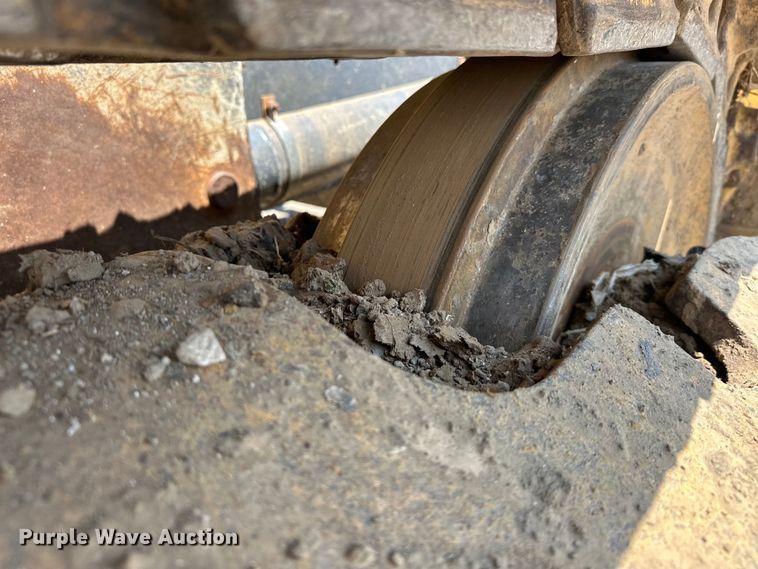 image for item EJ8890 2018 John Deere 850K WLT dozer