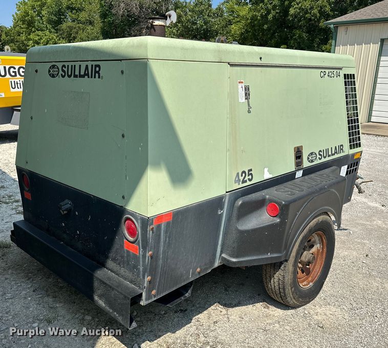 image for item EJ8893 Sullair  425 air compressor
