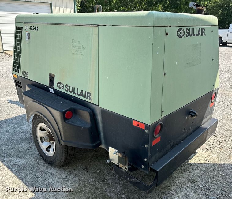 image for item EJ8893 Sullair  425 air compressor