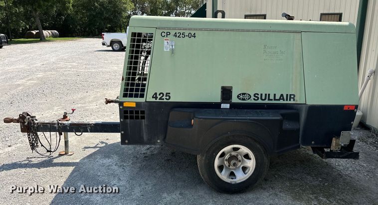 image for item EJ8893 Sullair  425 air compressor