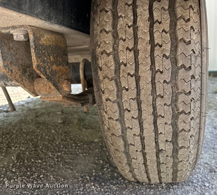 image for item EJ8893 Sullair  425 air compressor