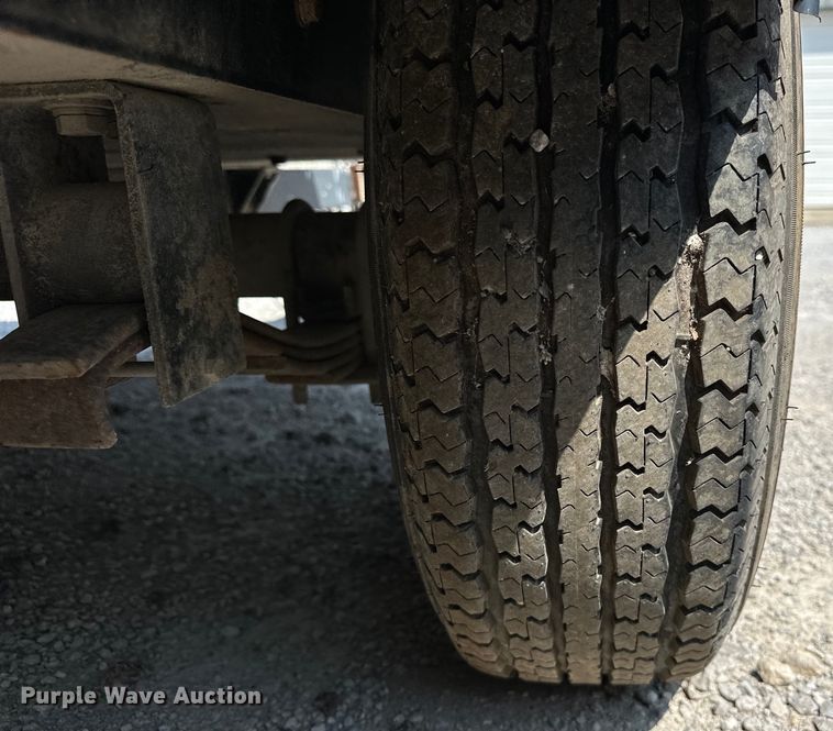 image for item EJ8893 Sullair  425 air compressor