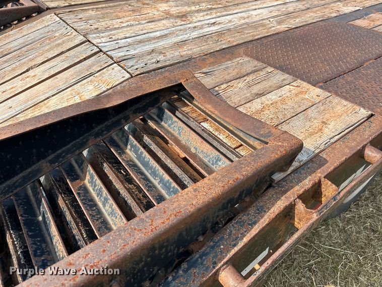 image for item EJ8897 2012 Big Tex 3XGN equipment trailer