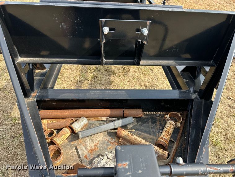 image for item EJ8903 2017 RoadClipper Enterprises Diamond C 50PT oilfield trailer