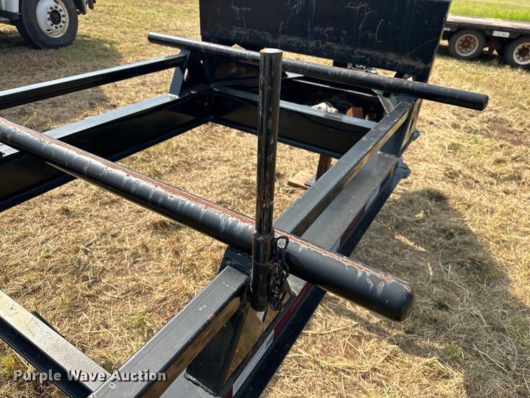 image for item EJ8903 2017 RoadClipper Enterprises Diamond C 50PT oilfield trailer