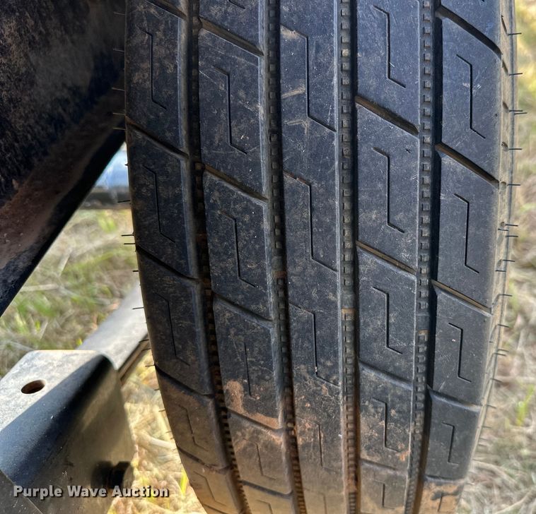 image for item EJ8903 2017 RoadClipper Enterprises Diamond C 50PT oilfield trailer