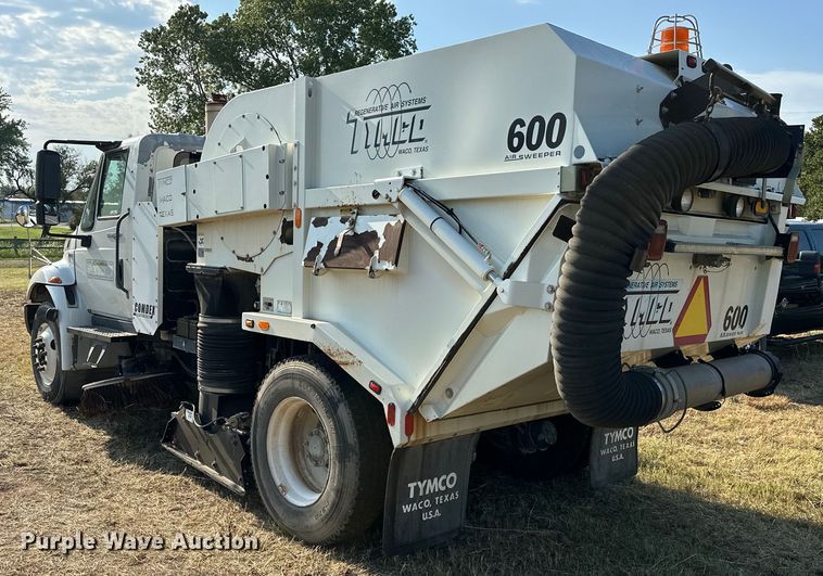 image for item EJ8906 2012 International  4300 street sweeper truck