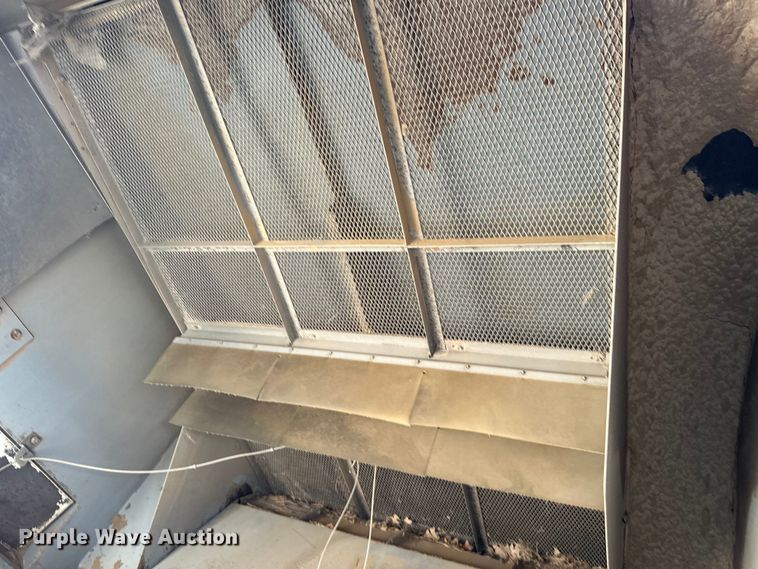 image for item EJ8906 2012 International  4300 street sweeper truck