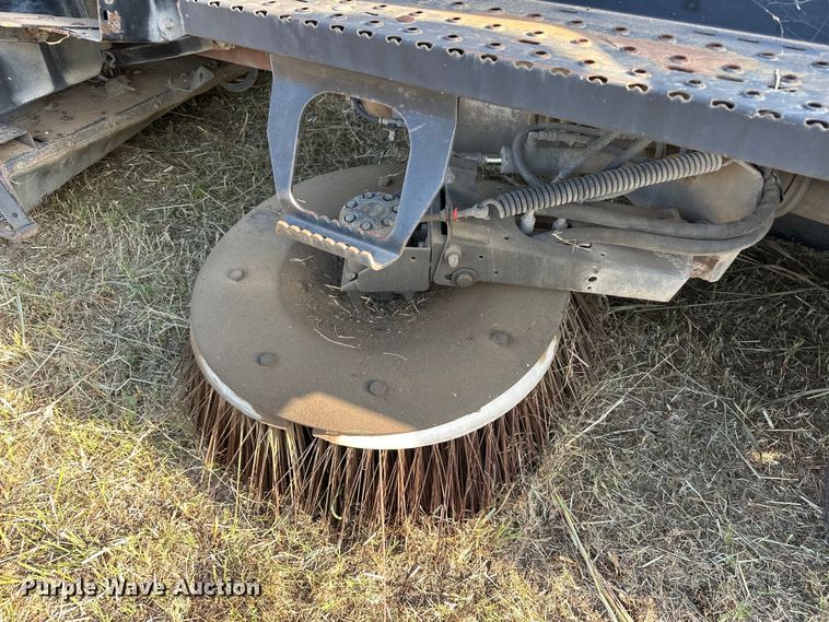 image for item EJ8906 2012 International  4300 street sweeper truck