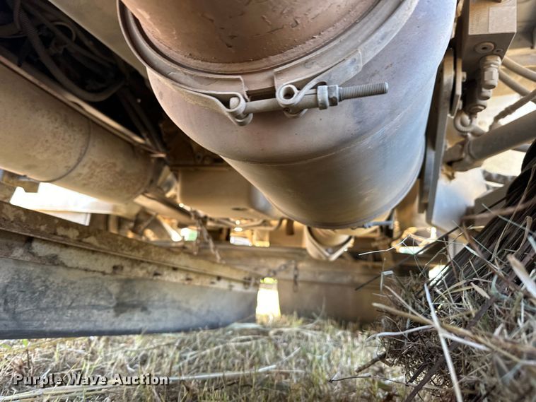 image for item EJ8906 2012 International  4300 street sweeper truck