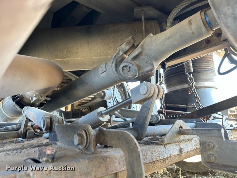 image for item EJ8906 2012 International  4300 street sweeper truck