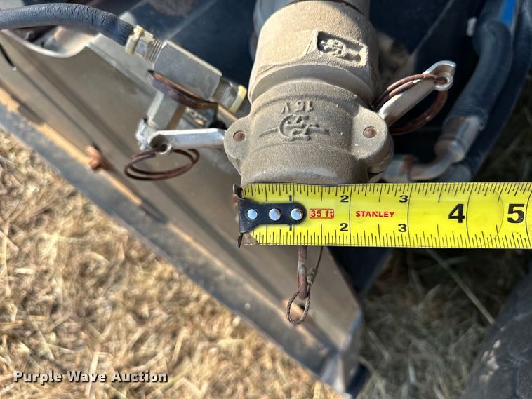 image for item EJ8906 2012 International  4300 street sweeper truck