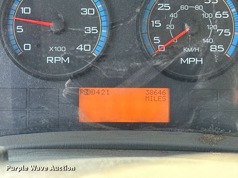 image for item EJ8906 2012 International  4300 street sweeper truck