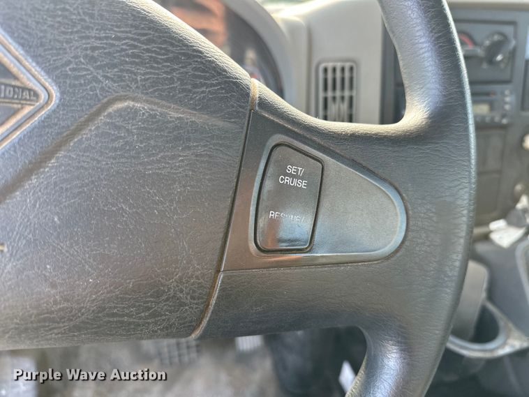 image for item EJ8906 2012 International  4300 street sweeper truck