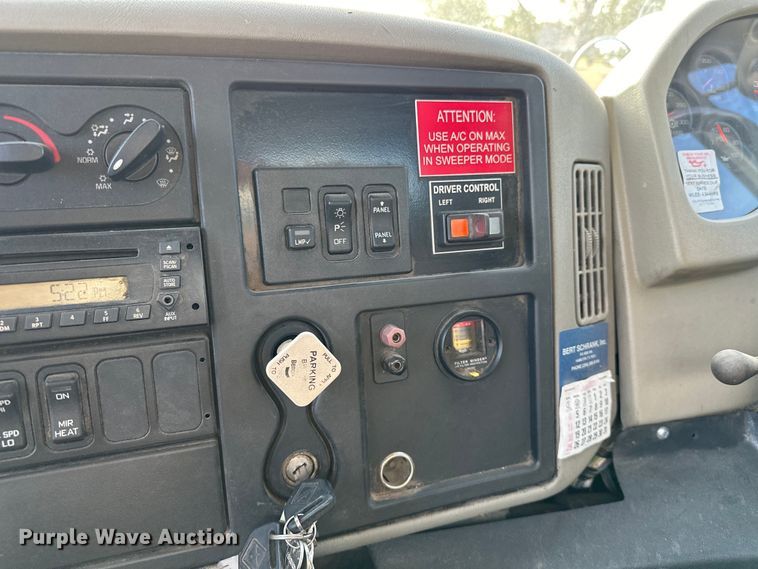 image for item EJ8906 2012 International  4300 street sweeper truck