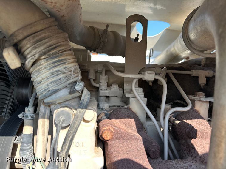 image for item EJ8906 2012 International  4300 street sweeper truck