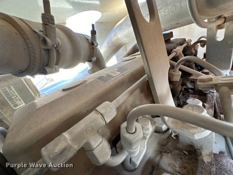 image for item EJ8906 2012 International  4300 street sweeper truck