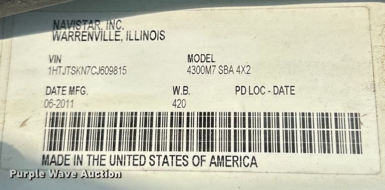 image for item EJ8906 2012 International  4300 street sweeper truck