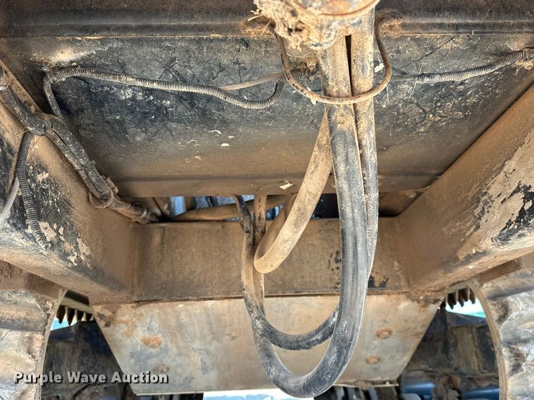 image for item EJ8914 IHI IC50 track carrier with digger derrick 