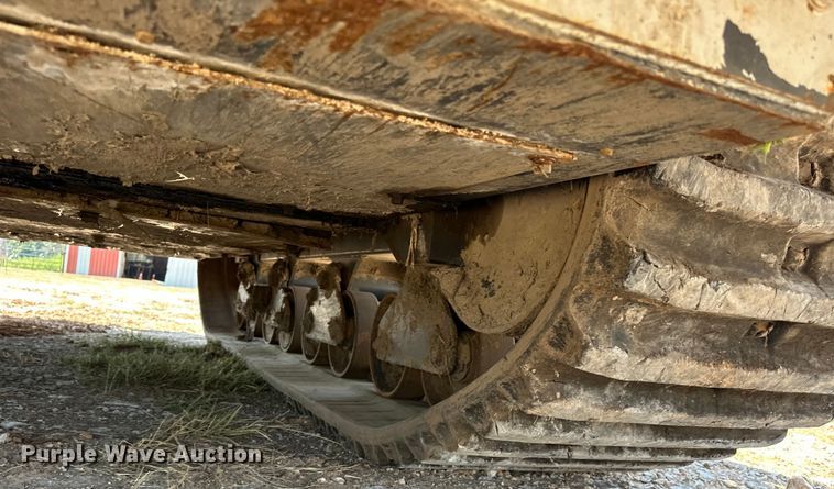 image for item EJ8914 IHI IC50 track carrier with digger derrick 