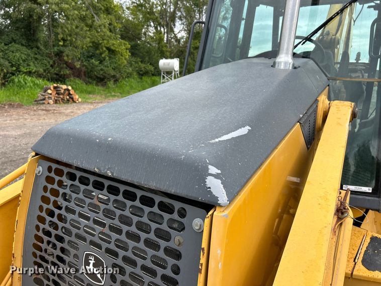 image for item EK3035 2005 John Deere  410G backhoe