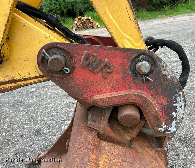 image for item EK3035 2005 John Deere  410G backhoe