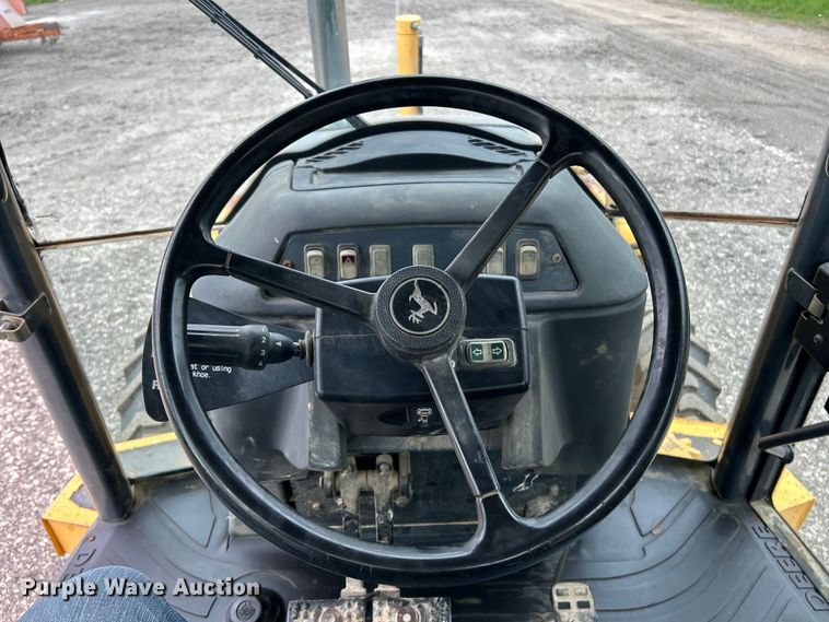 image for item EK3035 2005 John Deere  410G backhoe