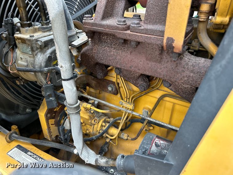 image for item EK3035 2005 John Deere  410G backhoe