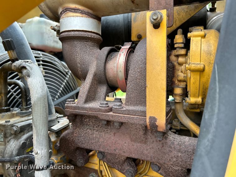 image for item EK3035 2005 John Deere  410G backhoe