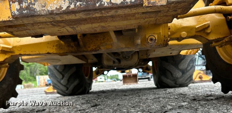 image for item EK3035 2005 John Deere  410G backhoe