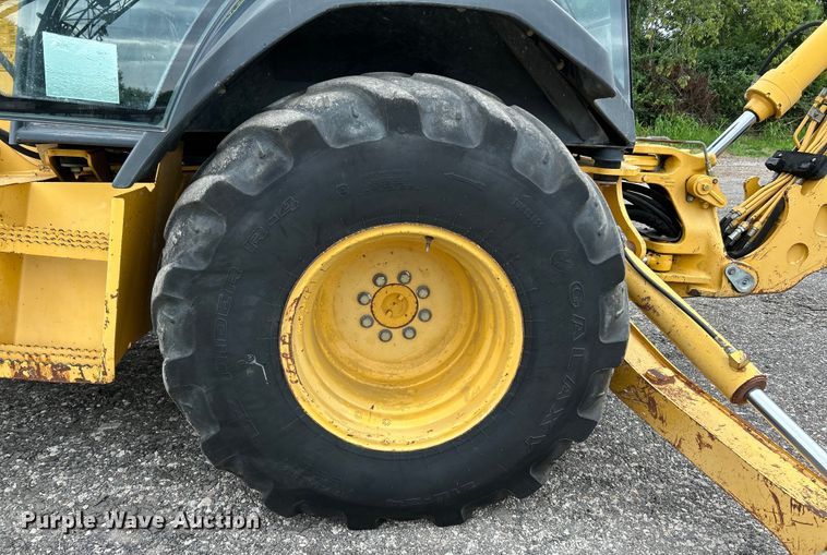 image for item EK3035 2005 John Deere  410G backhoe