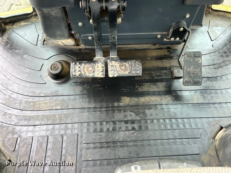 image for item EK3036 2003 John Deere  410G backhoe