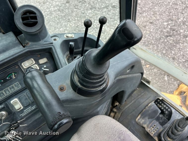 image for item EK3036 2003 John Deere  410G backhoe