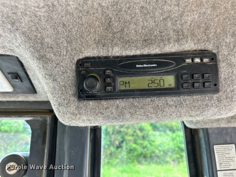 image for item EK3036 2003 John Deere  410G backhoe