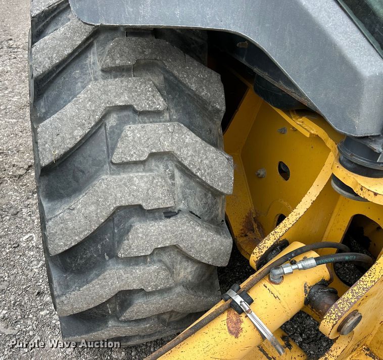 image for item EK3036 2003 John Deere  410G backhoe